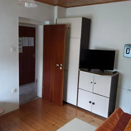 Апартаменты Rozi Бовец