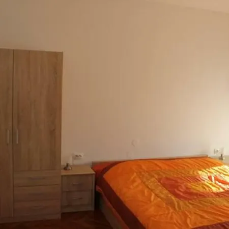 Rozi Apartman